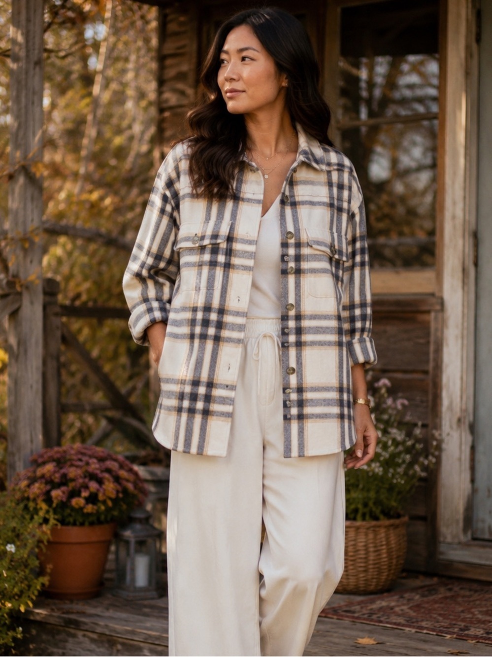 Old Navy Plaid Shacket Cream Beige Medium Cozy Spring Fall Oversized Fit Chic